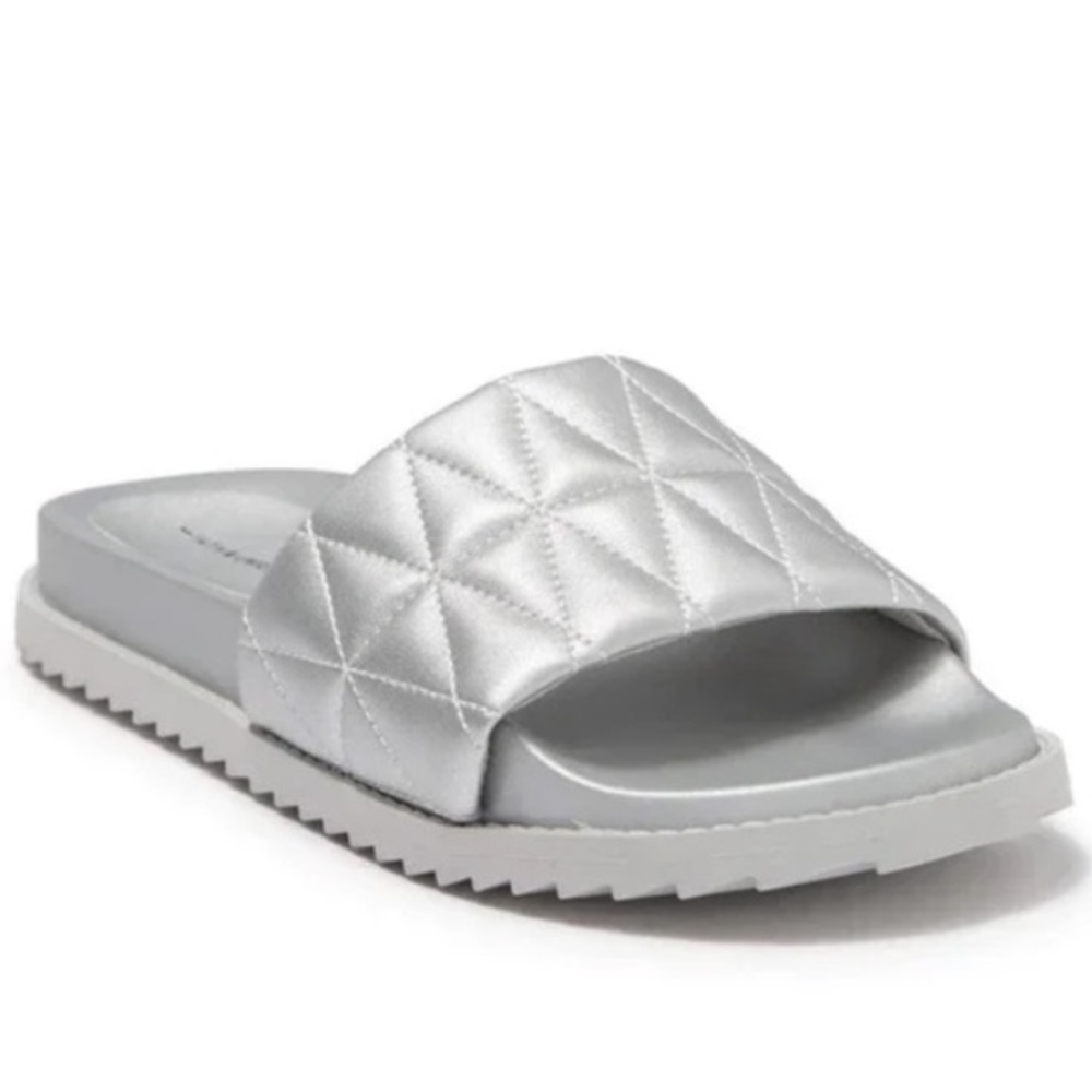 14th & Union Tallin Silver Slide Sandals Size 5
